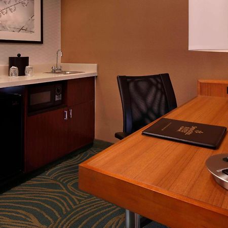 Springhill Suites By Marriott Waterford / Mystic New London Extérieur photo
